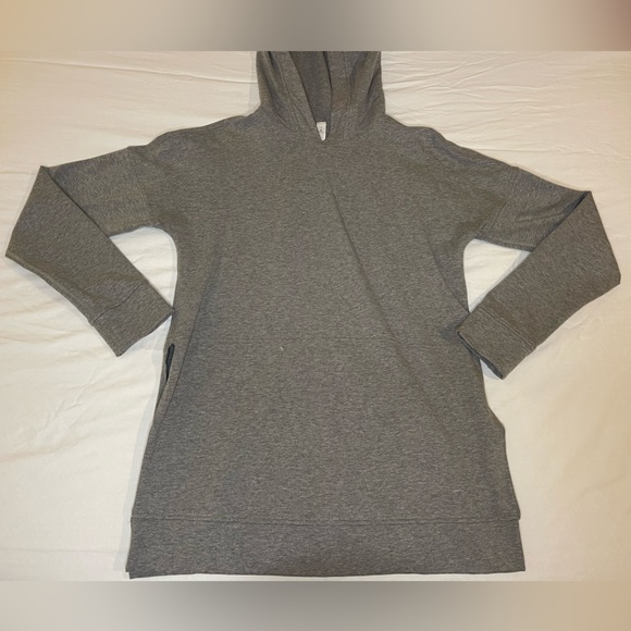 Lululemon Hoodie with Pockets - Picture 4 of 4
